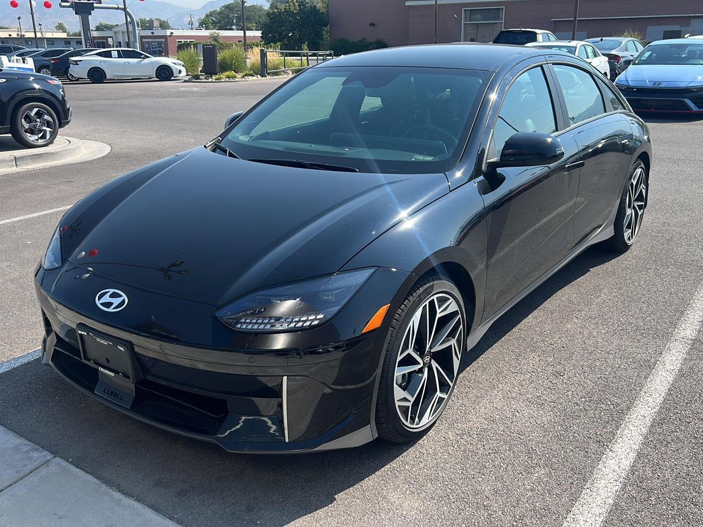 Used 2024 Onyx Black Hyundai SEL image 3