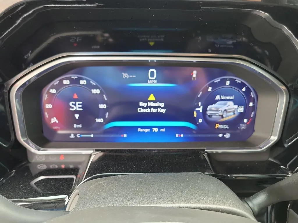 2026 Chevrolet Silverado 1500 LT - Photo 9
