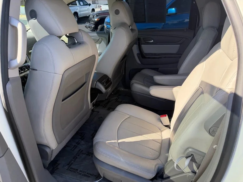 Used 2014 Summit White GMC SLT image 16