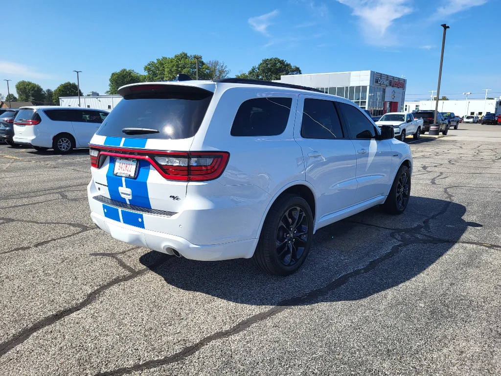Used 2023 White Knuckle Clearcoat Dodge R/T Plus image 6