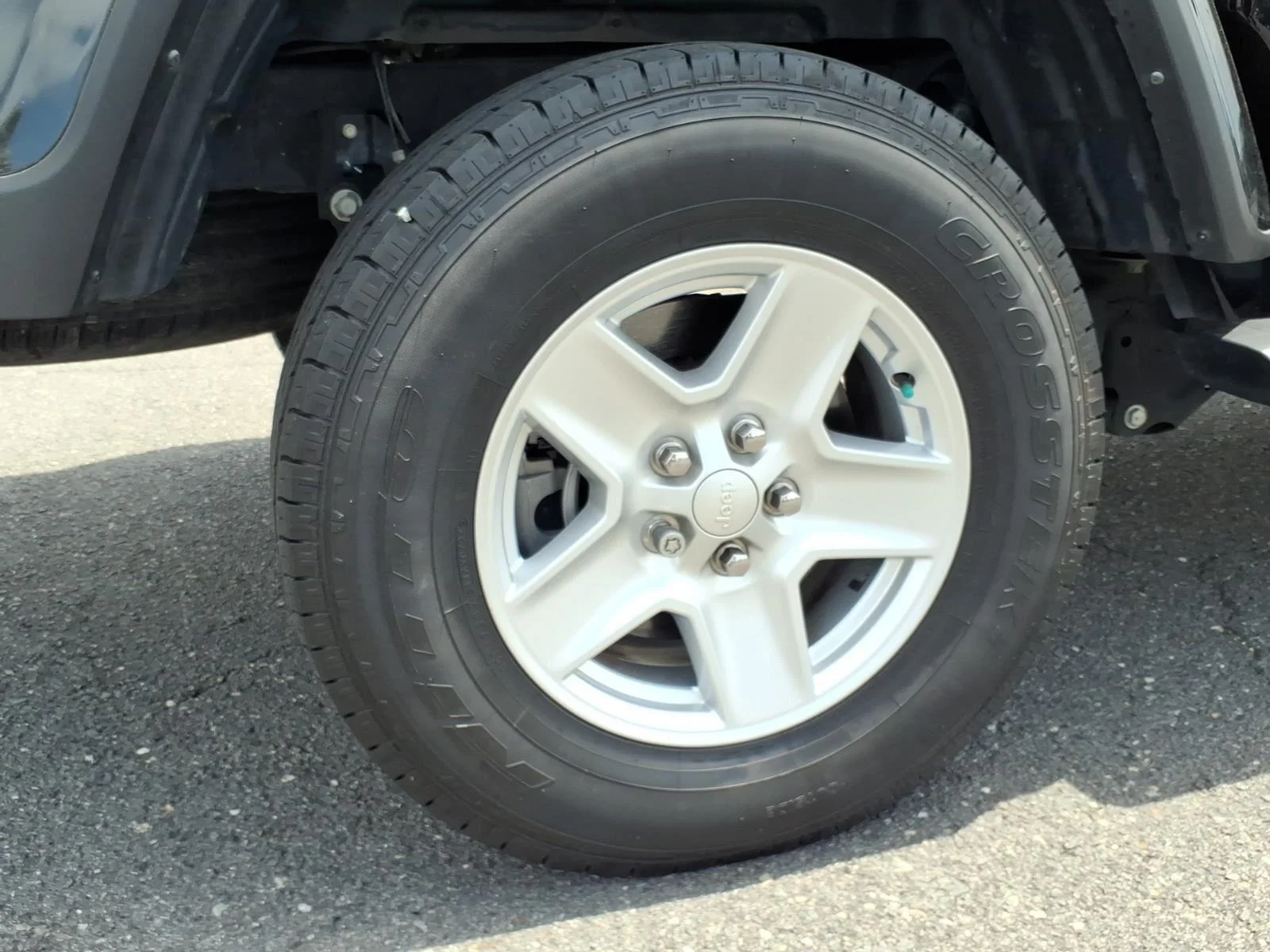 Used 2023 Black Clearcoat Jeep Sport S image 12