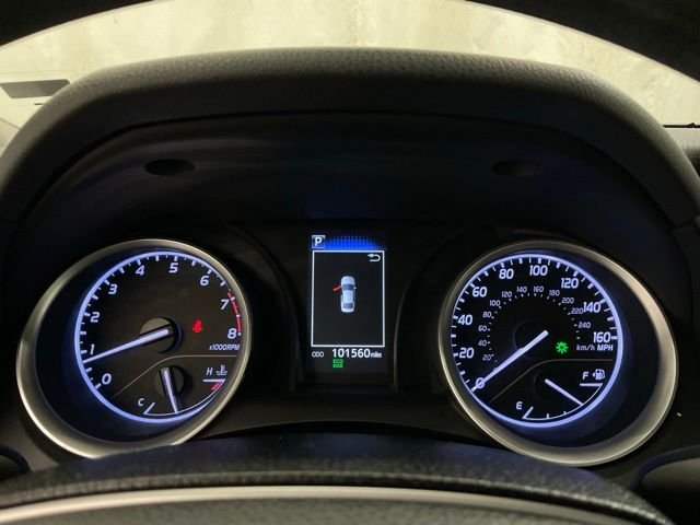 Used 2022 Silver Toyota LE image 15
