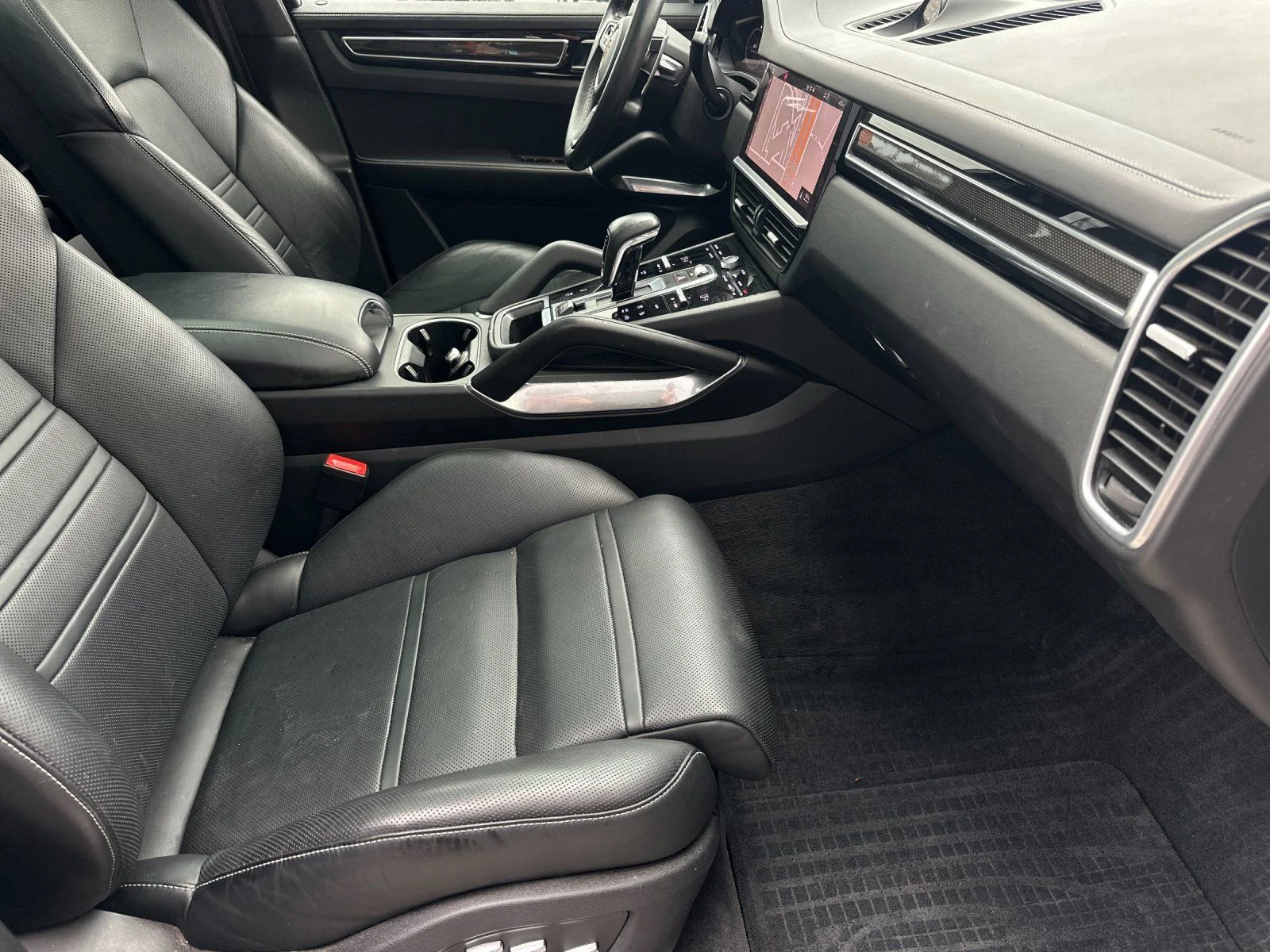 Used 2020 Gray Porsche Turbo image 14