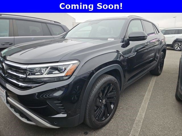 2023 Volkswagen Atlas Cross Sport 3.6L V6 SE w/Tech's photo