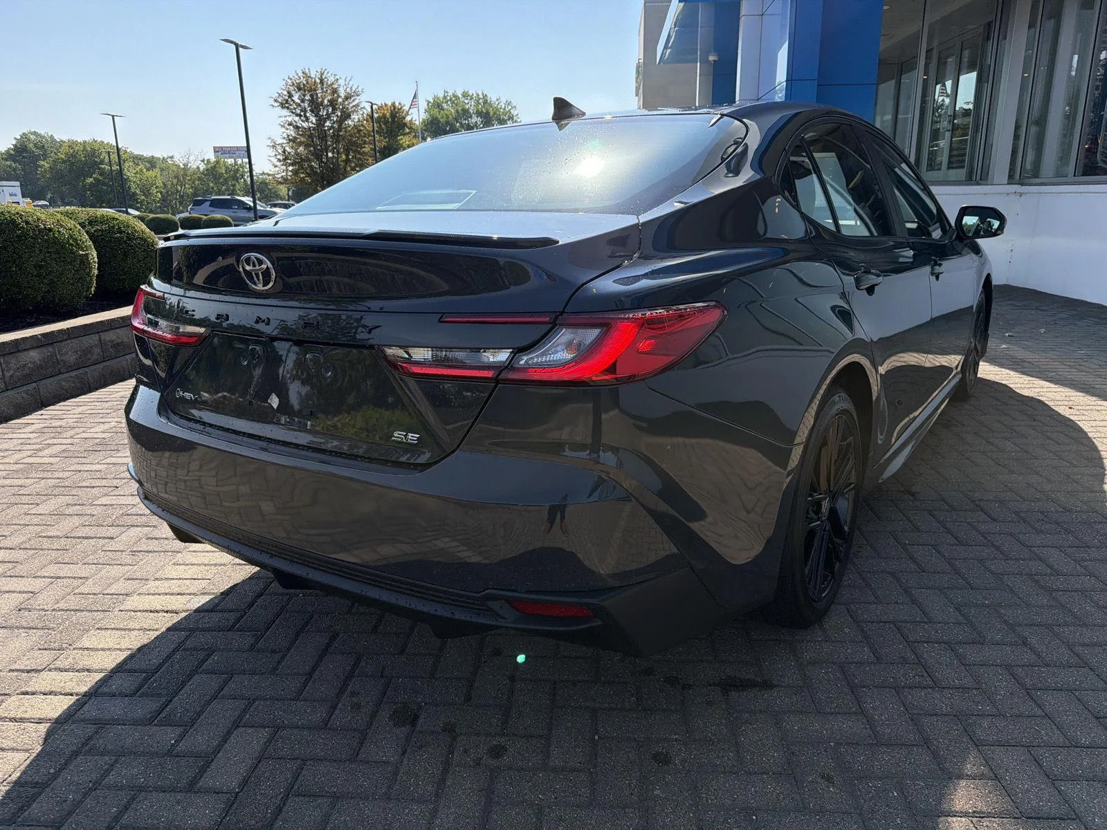Used 2025 Underground Toyota LE image 5