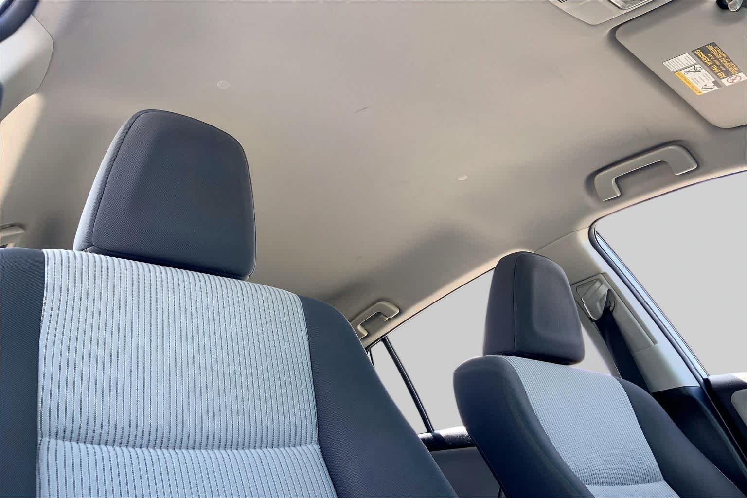 Used 2015 Classic Silver Metallic Toyota LE image 14
