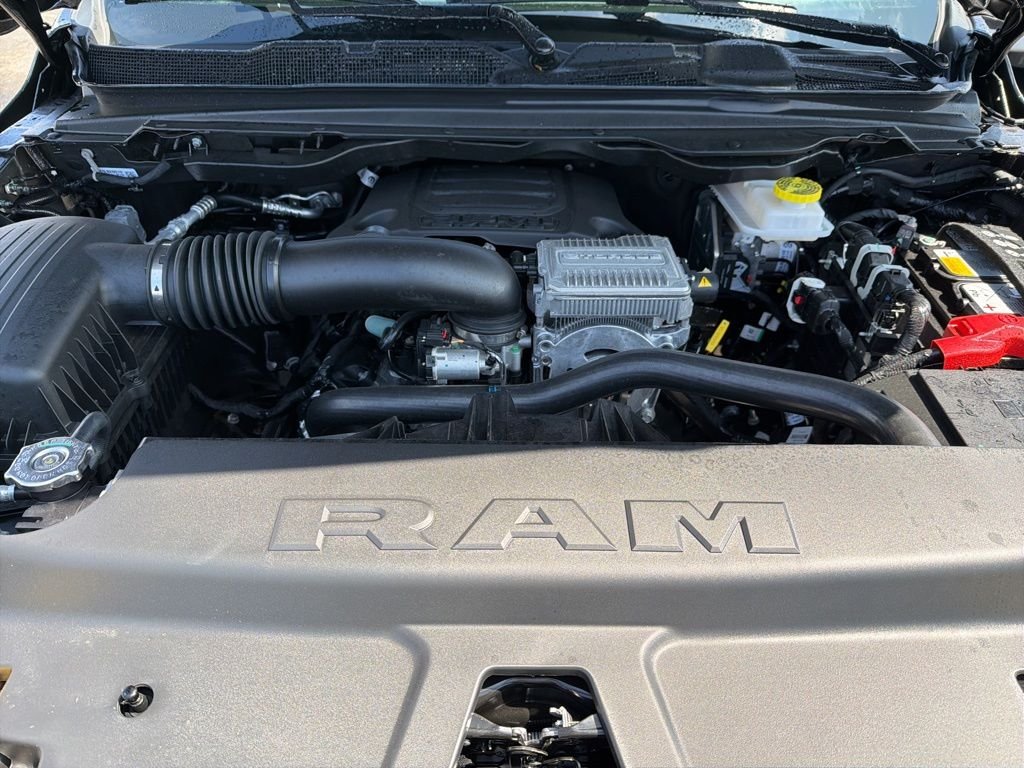 New 2026 Granite Crystal Metallic Clear-Coat Exterior Paint RAM Big Horn/Lone Star image 25