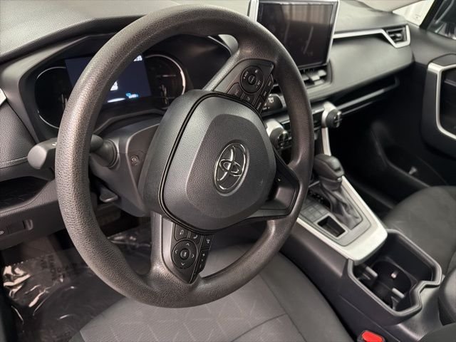 Used 2025 Ice Toyota XLE image 12