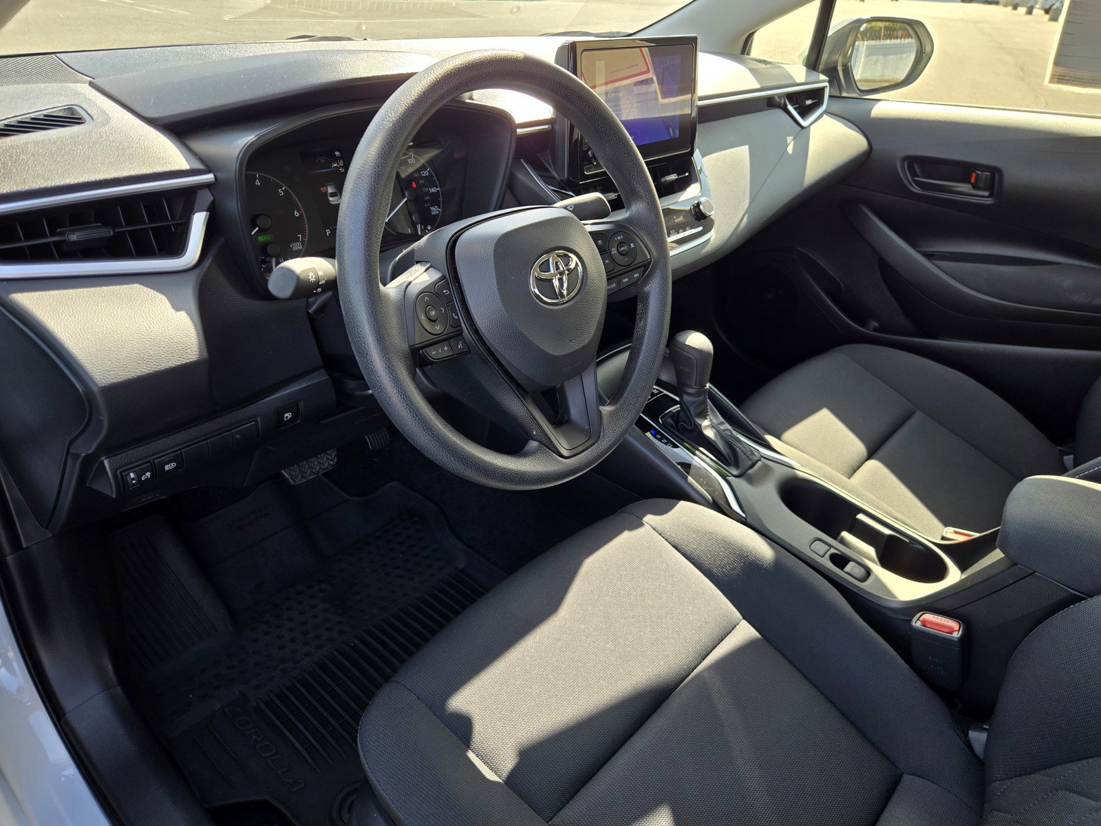 Used 2025 White Toyota  image 10