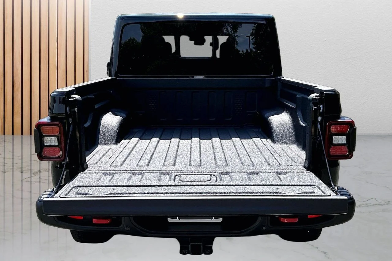 New 2026 Black Clearcoat Jeep Rubicon X image 21