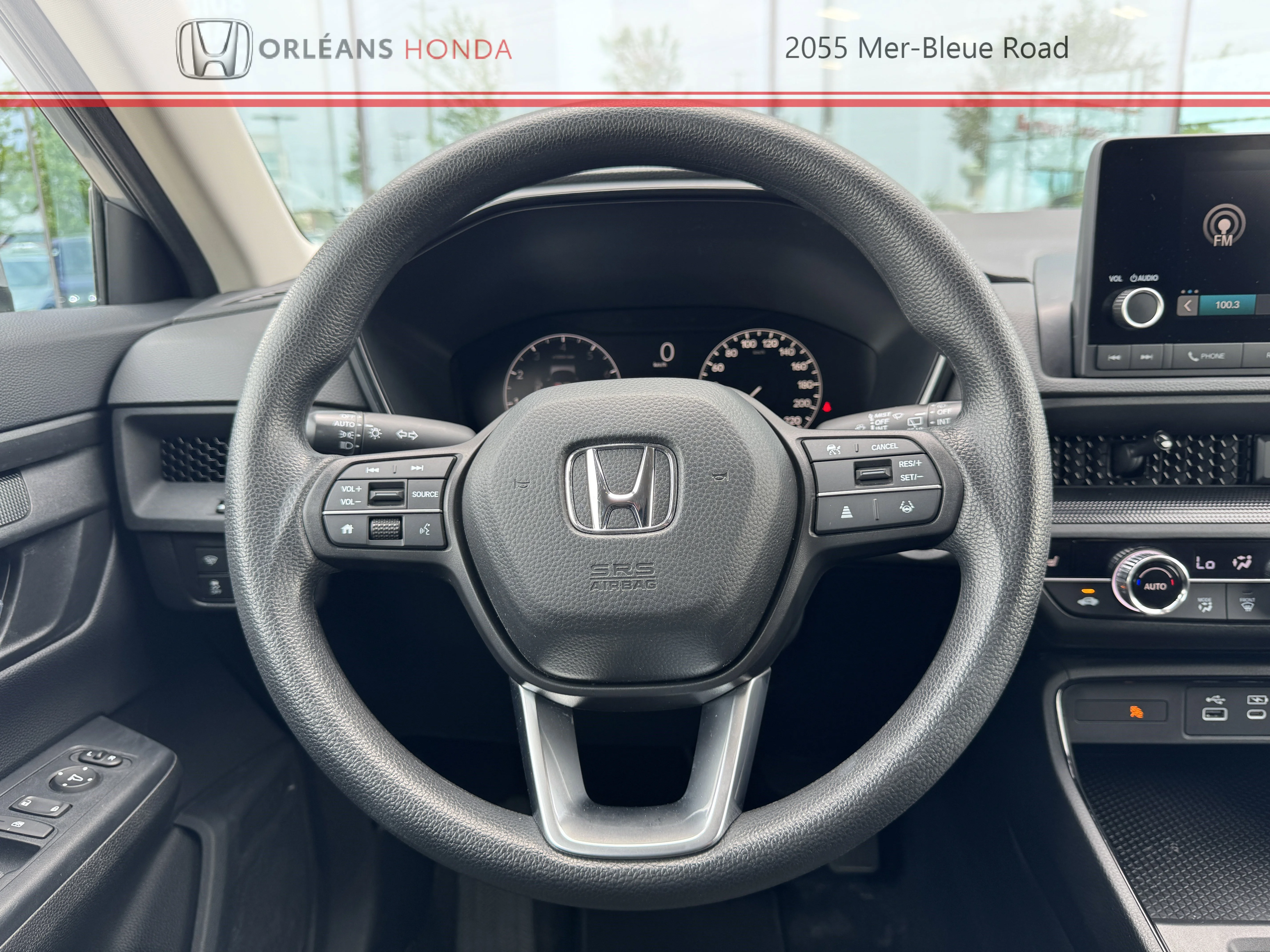 Certified Used 2025 Silver Honda LX image 10