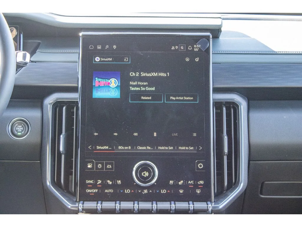 New 2026 RIVERSTONE METALLIC GMC AWD AT4 image 46