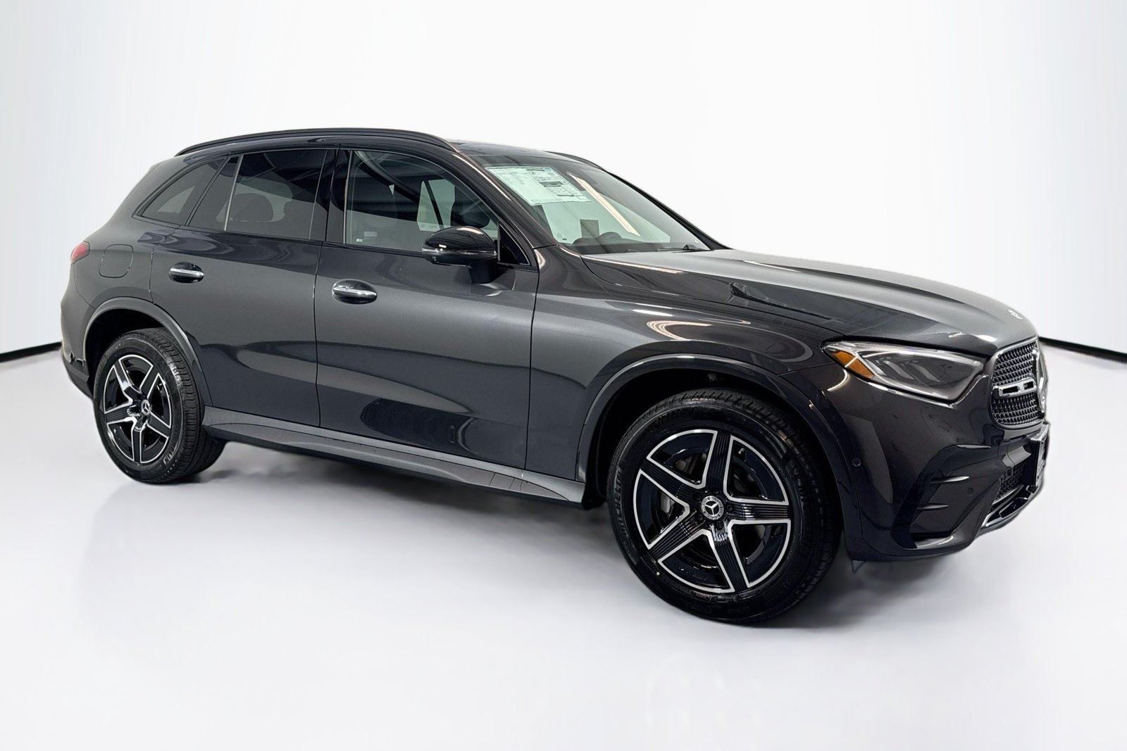 New 2026 Graphite Grey Metallic Mercedes-Benz GLC 300 image 3