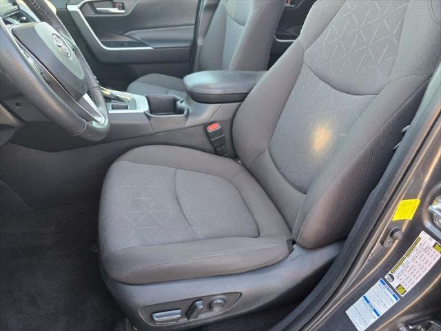 Certified Used 2022 MAGNETIC GRAY MET. Toyota  image 24
