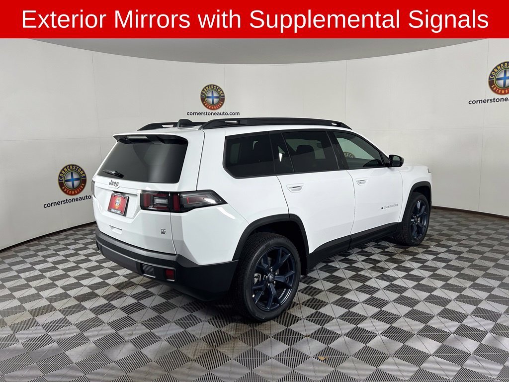 New 2026 Bright White Clear-Coat Exterior Paint Jeep Laredo image 16