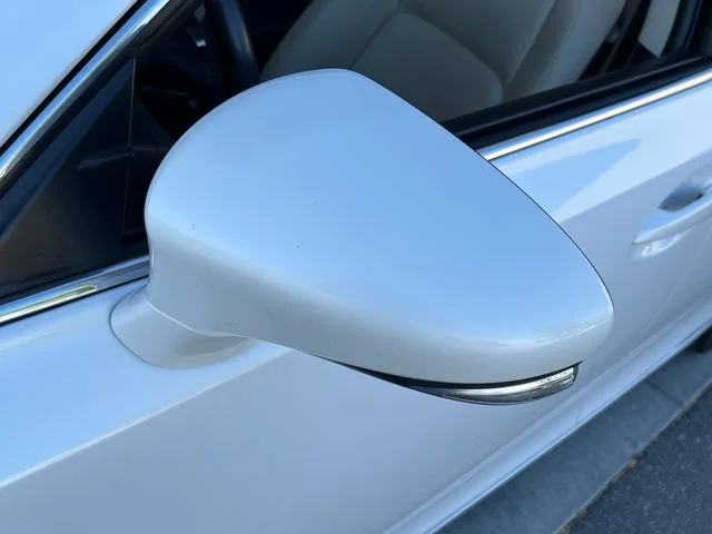 Used 2016 Eminent White Pearl Lexus  image 16