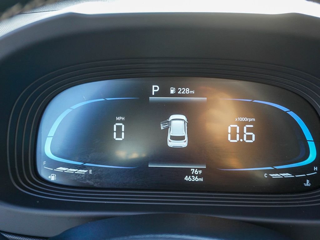 Used 2025 White Hyundai Limited image 21