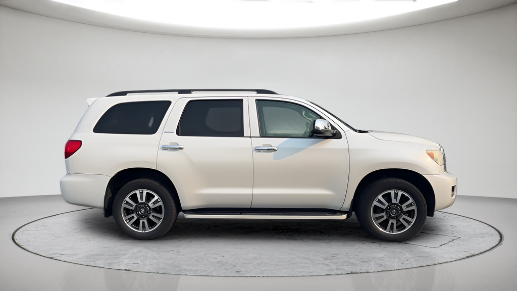 Used 2010 White Toyota Platinum image 3