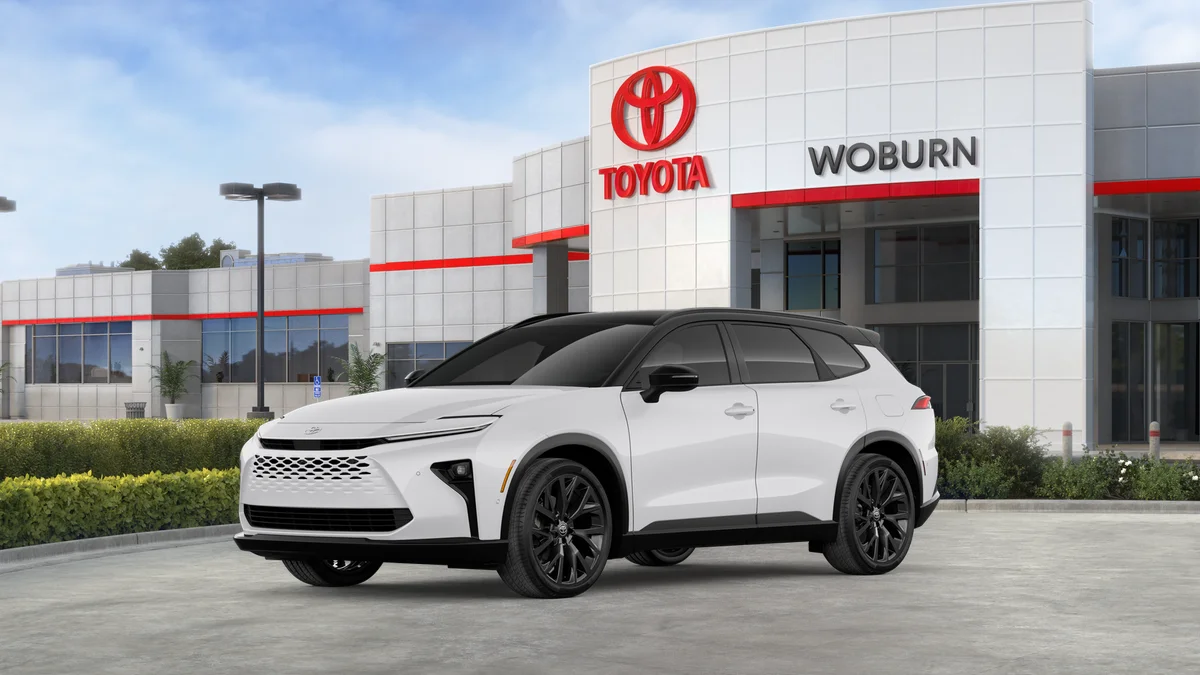New 2026 Oxygen White with Black roof Toyota Limited image 3