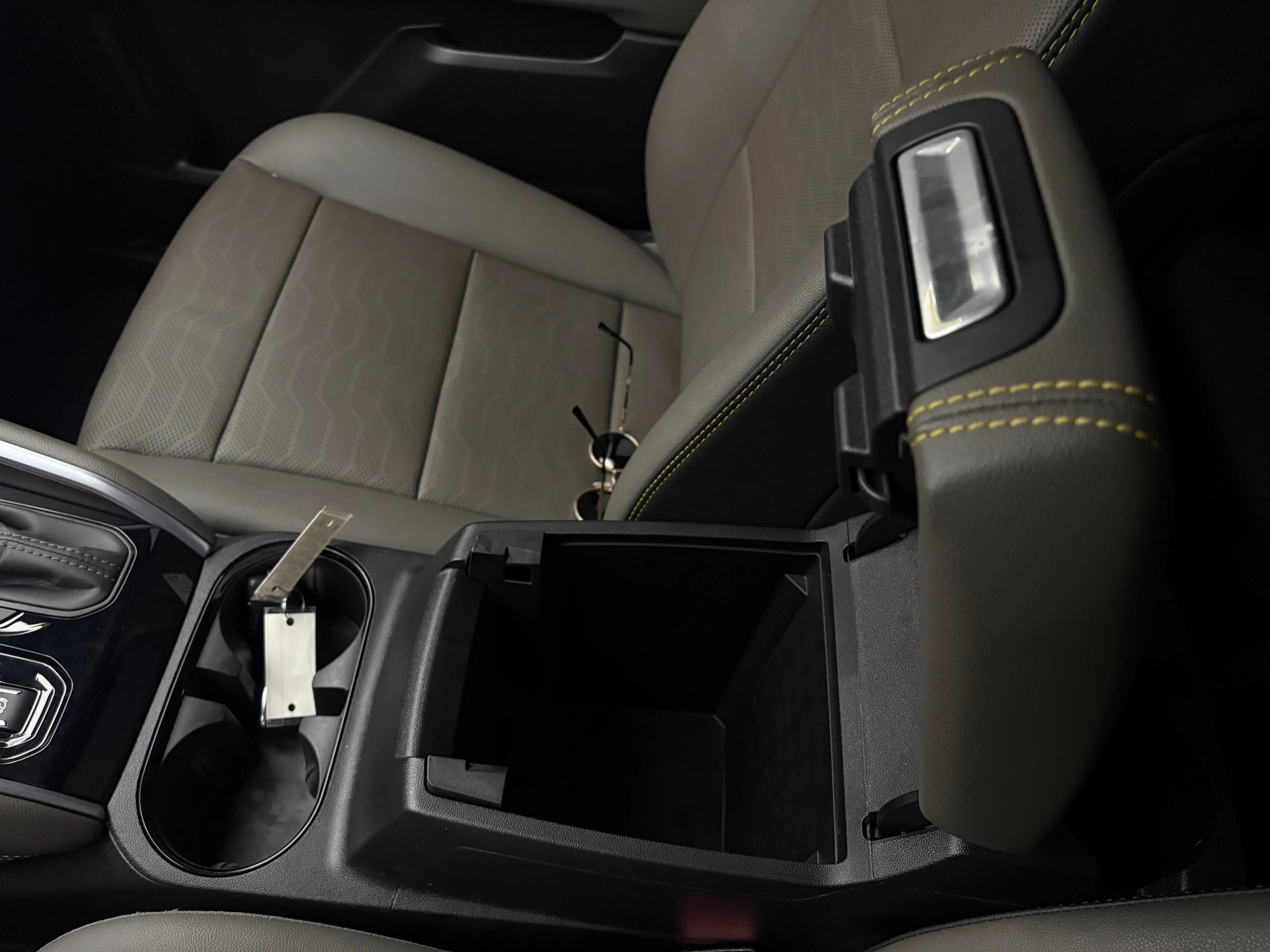 Used 2025 Sterling Gray Metallic Chevrolet ZR2 image 31