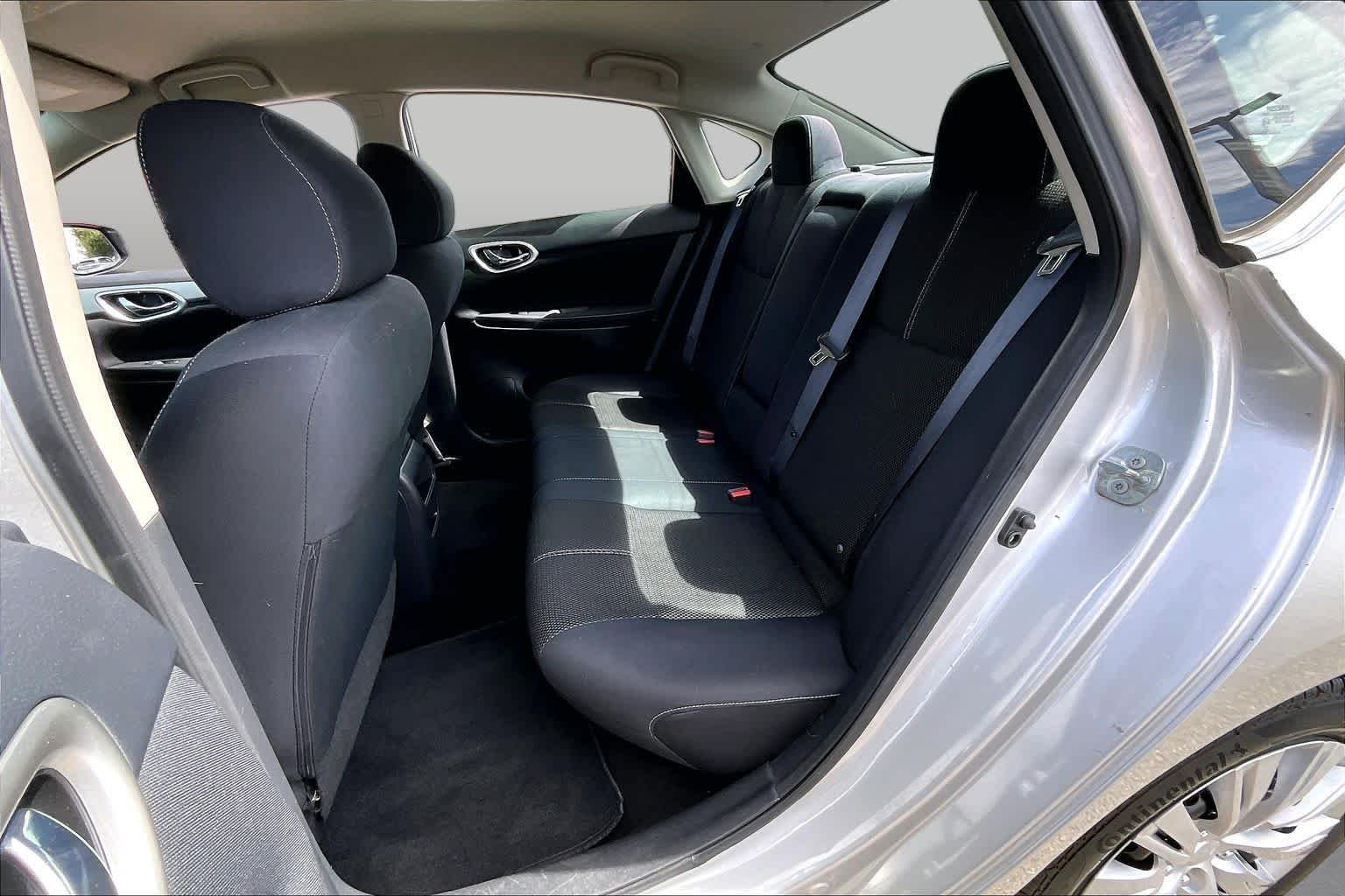 Used 2015 Brilliant Silver Nissan S image 20