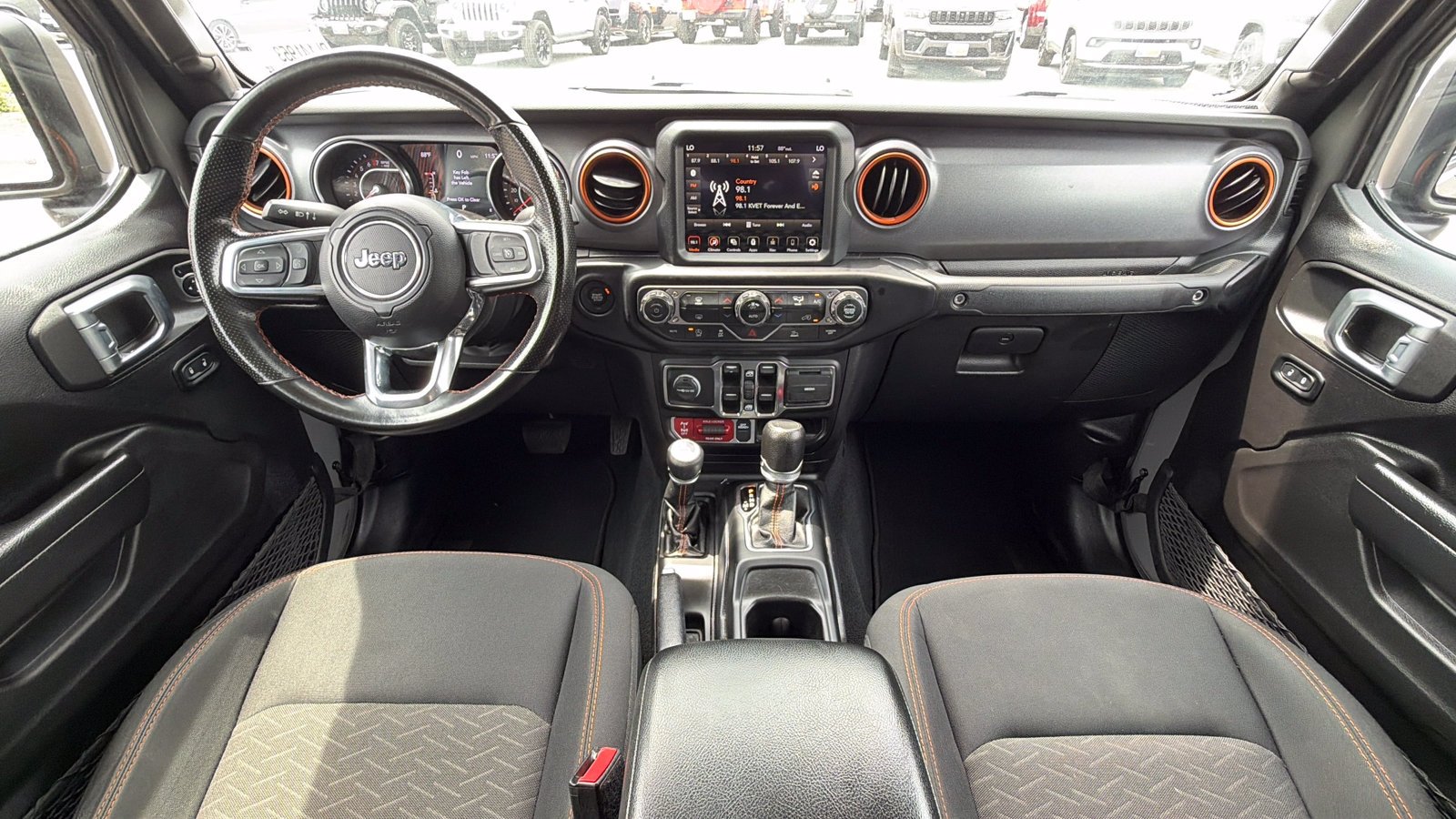 Used 2022 Sting-Gray Clearcoat Jeep Mojave image 21