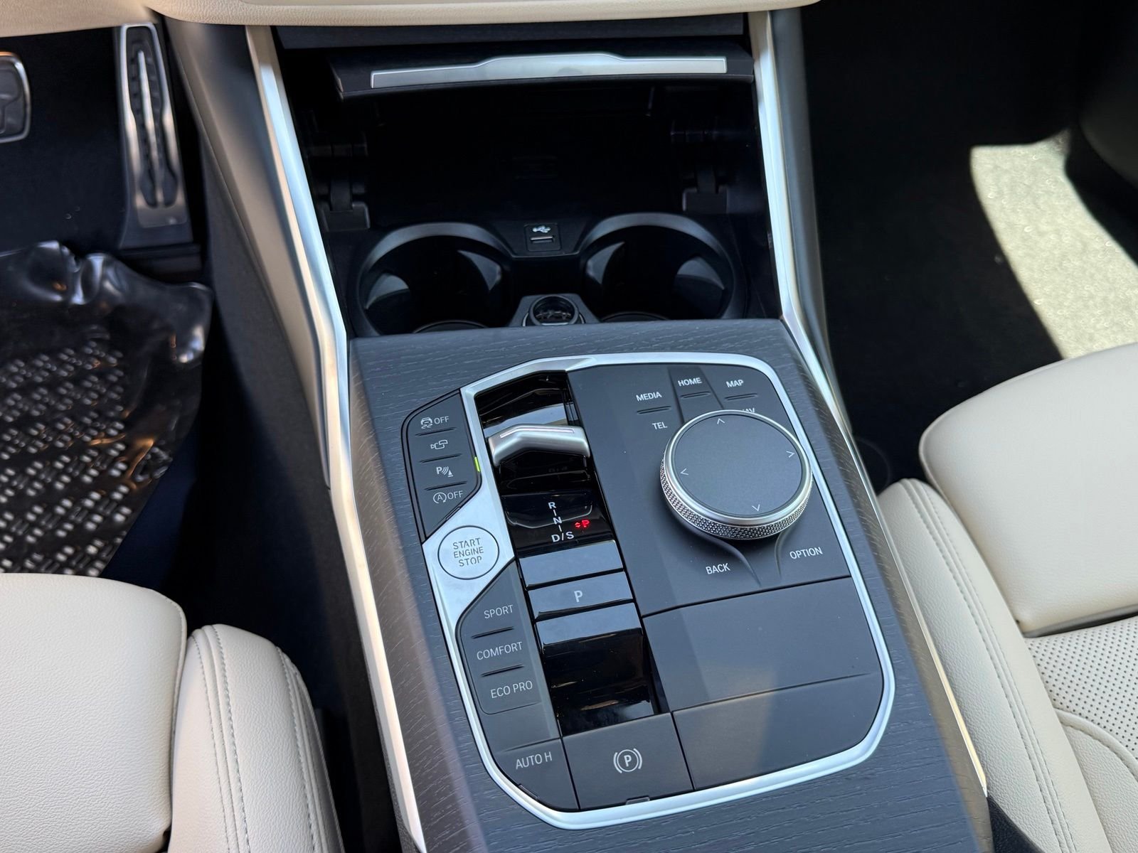 New 2026 Alpine White BMW 330i image 26