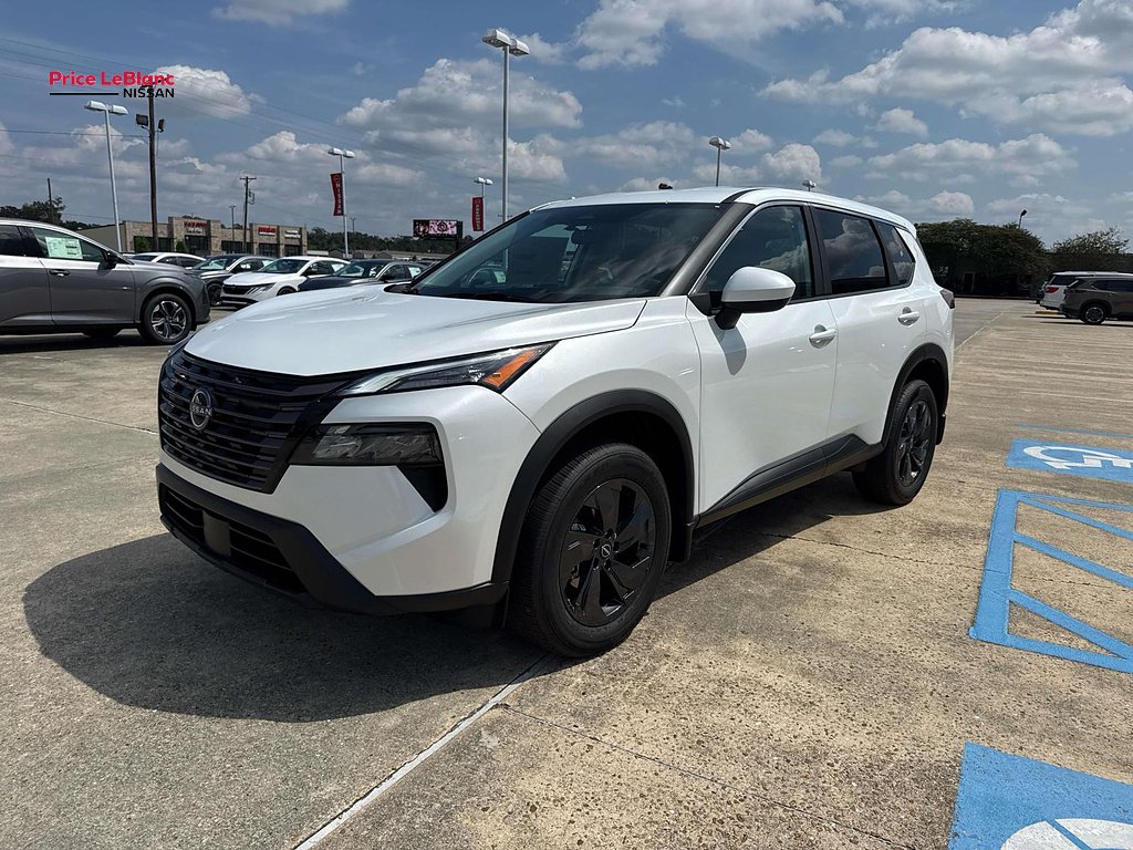 New 2027 Everest White Pearl Tricoat Nissan SV image 3