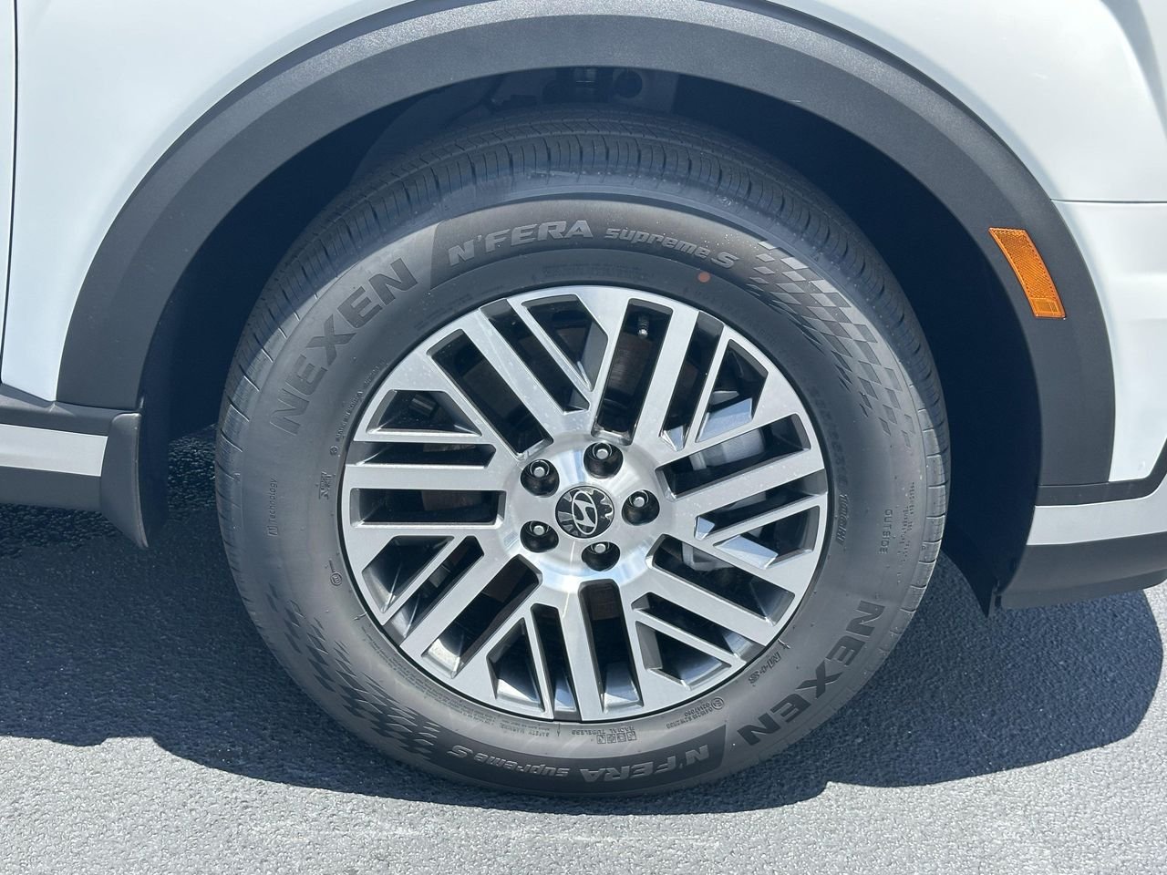 New 2026 Creamy White Pearl Hyundai SEL 7P image 12
