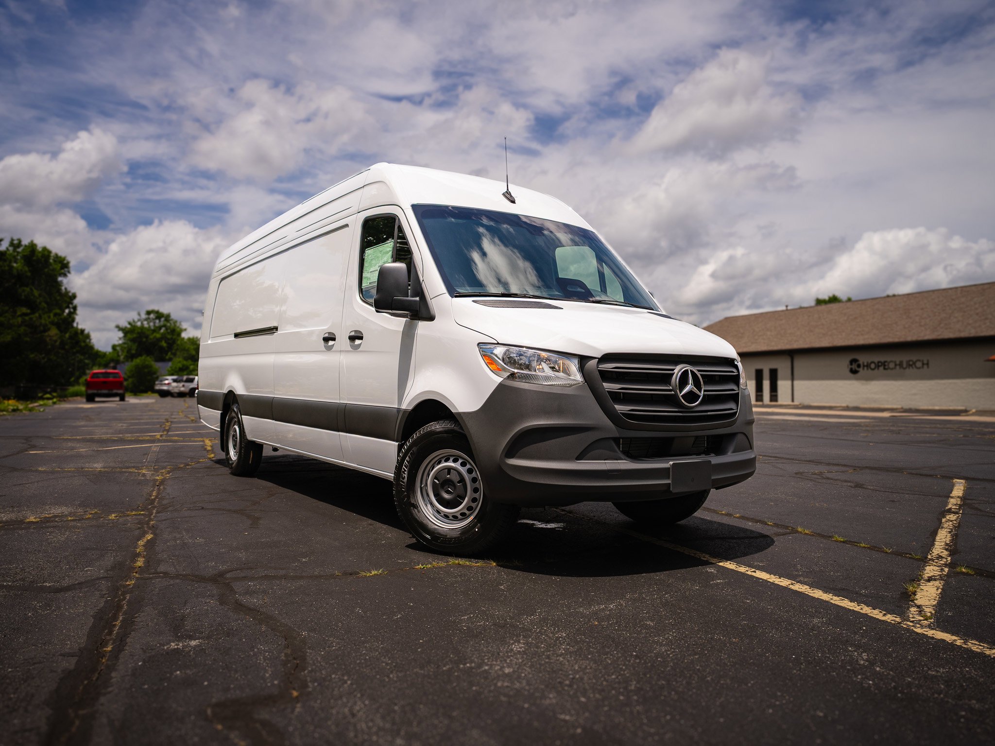 2026 Mercedes-Benz Sprinter 2500 170 Ext WB HO High Roof's photo