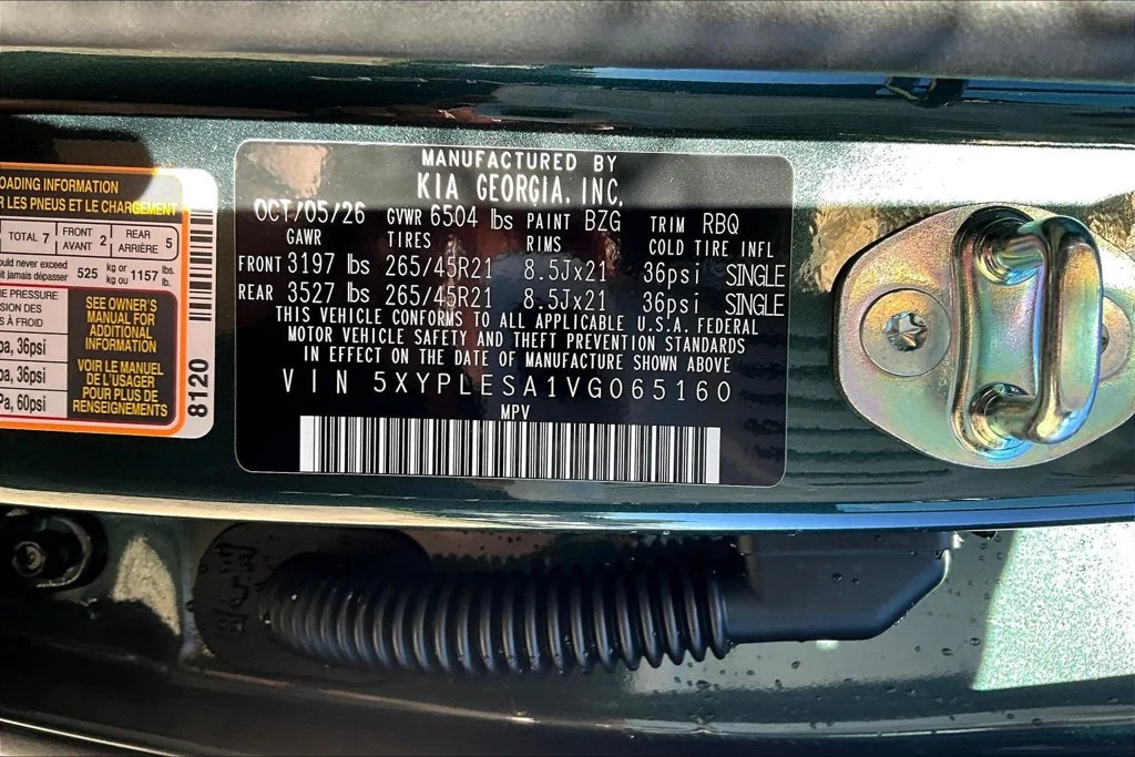 New 2027 Jade Green Kia X-Line SX Prestige image 12