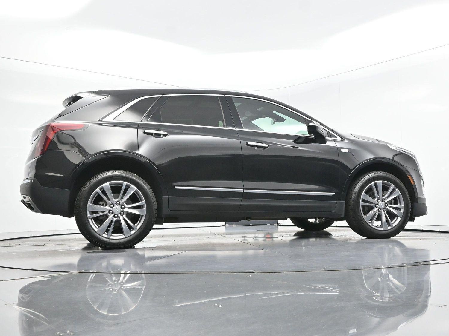 Used 2025 Stellar Black Metallic Cadillac Premium Luxury image 51