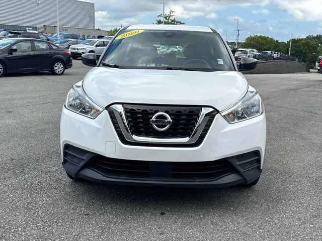 Used 2020 White Nissan S image 10