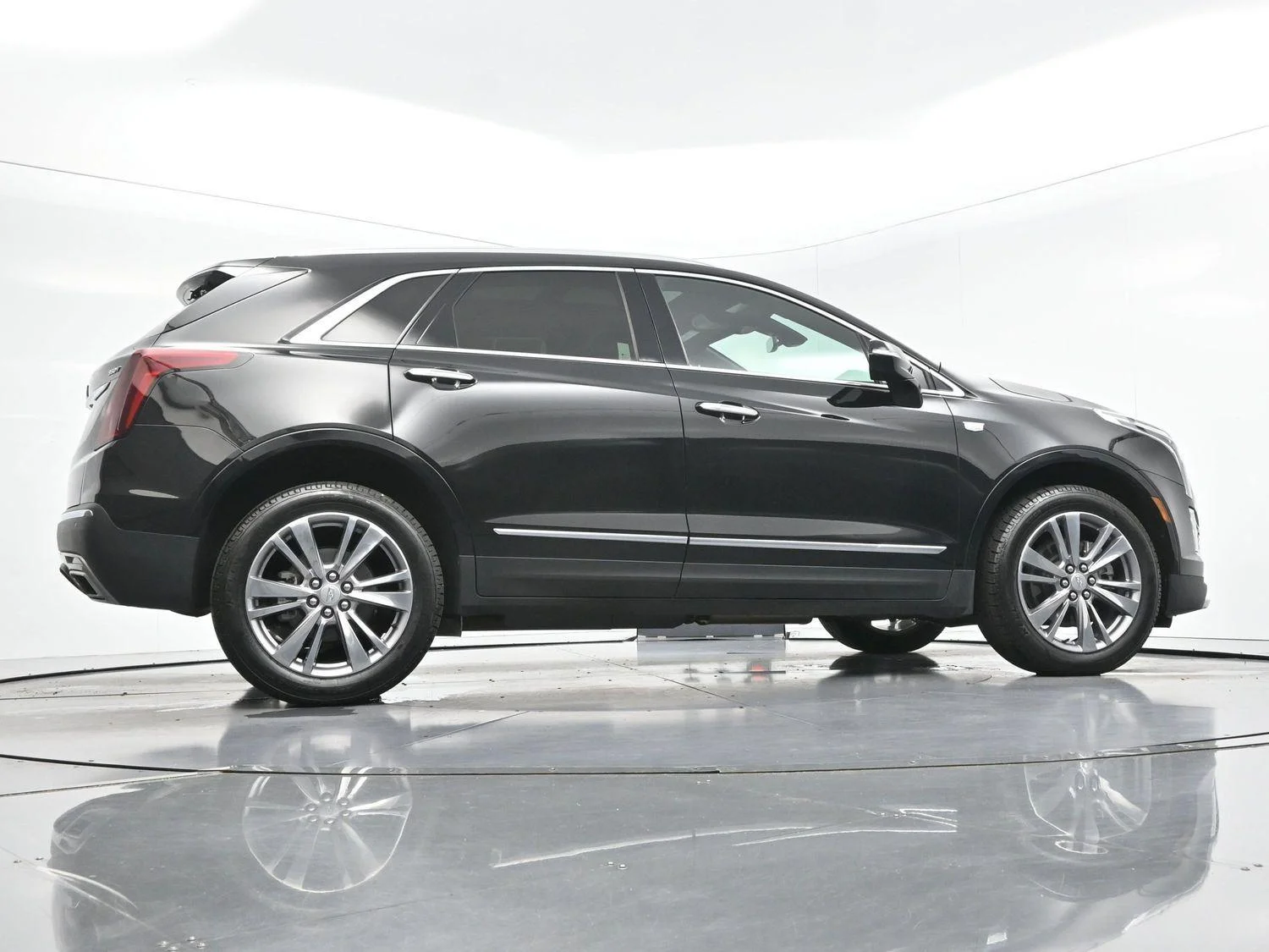 Used 2025 Stellar Black Metallic Cadillac Premium Luxury image 51
