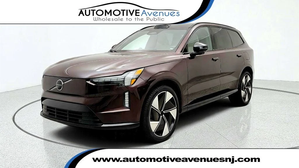 Used 2025 Mulberry Metallic Volvo Twin Motor Performance Ultra 6-Seater w/ Bowers & Wilkins Audio image 1