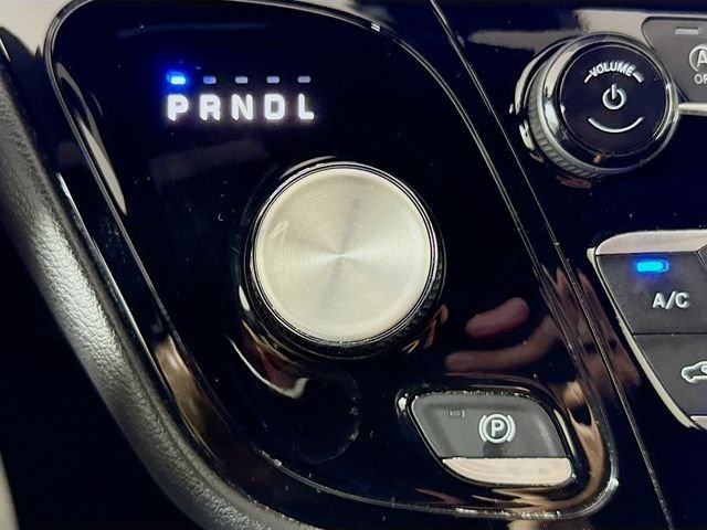 Used 2025 Black Chrysler Select image 16