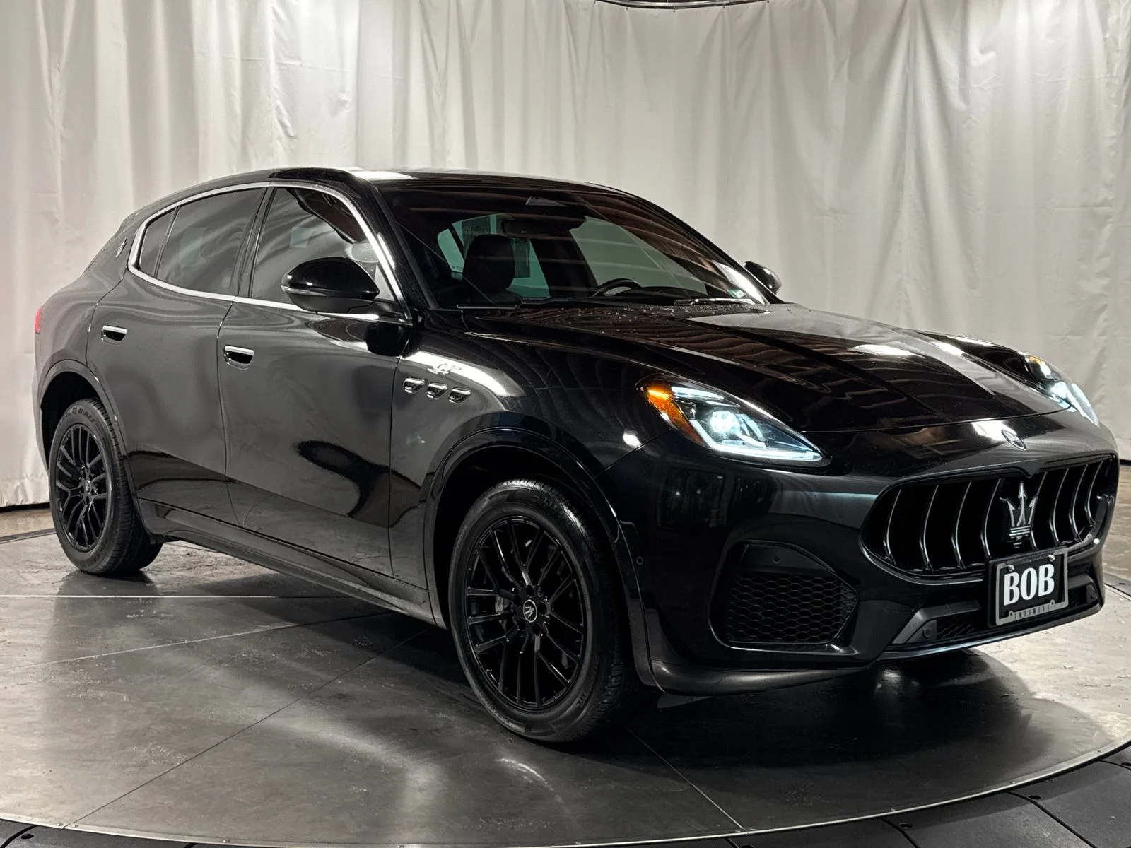 Used 2024 Nero Tempesta Metallic Maserati GT image 24