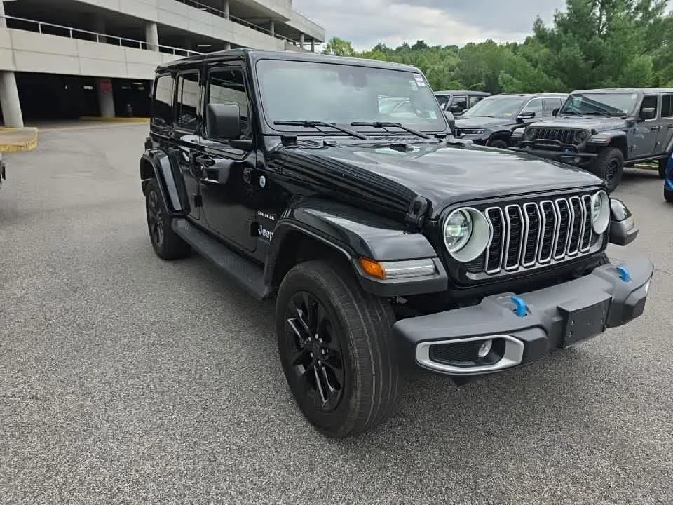 Used 2024 Black Clearcoat Jeep Sahara image 2