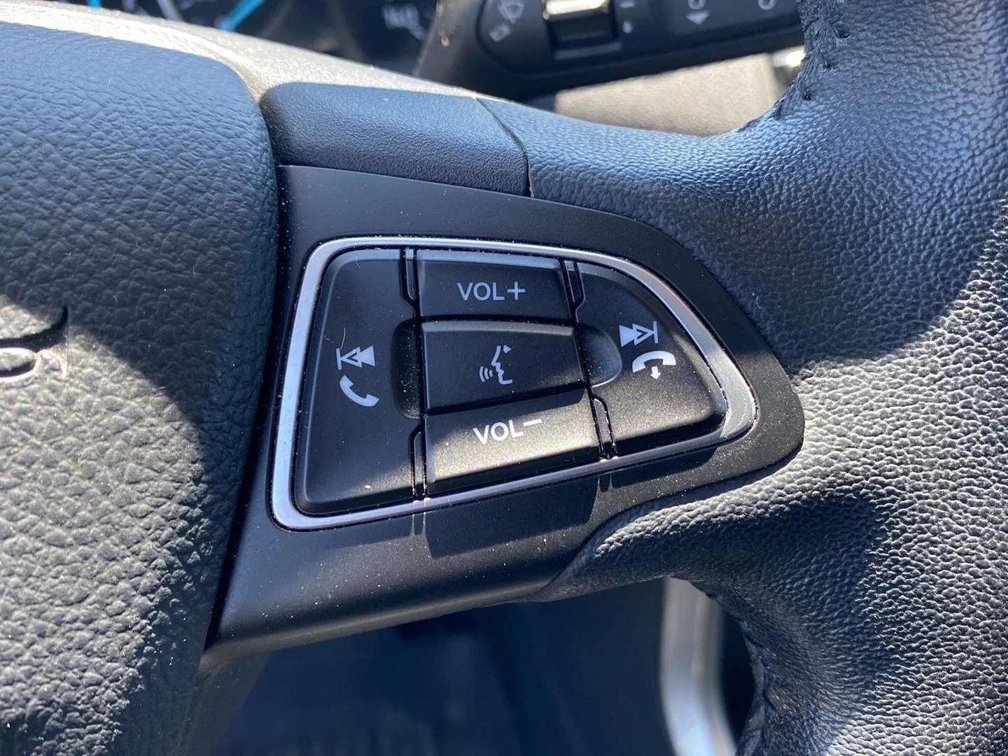 Used 2020 Smoke Ford Titanium image 15