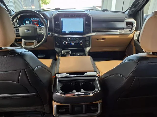 Used 2023 Gray Metallic Ford Lariat image 23