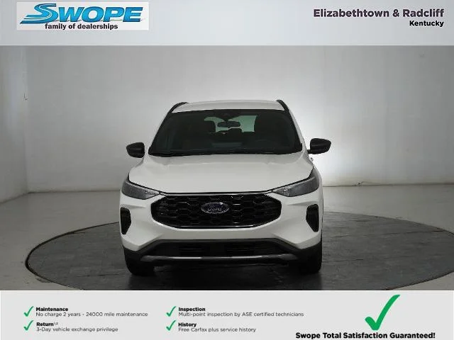 New 2026 Star White Metallic Tri-coat Ford ST-Line image 10