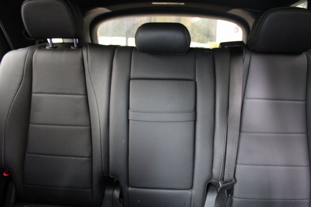 Used 2025 Black Mercedes-Benz GLE 450 image 56