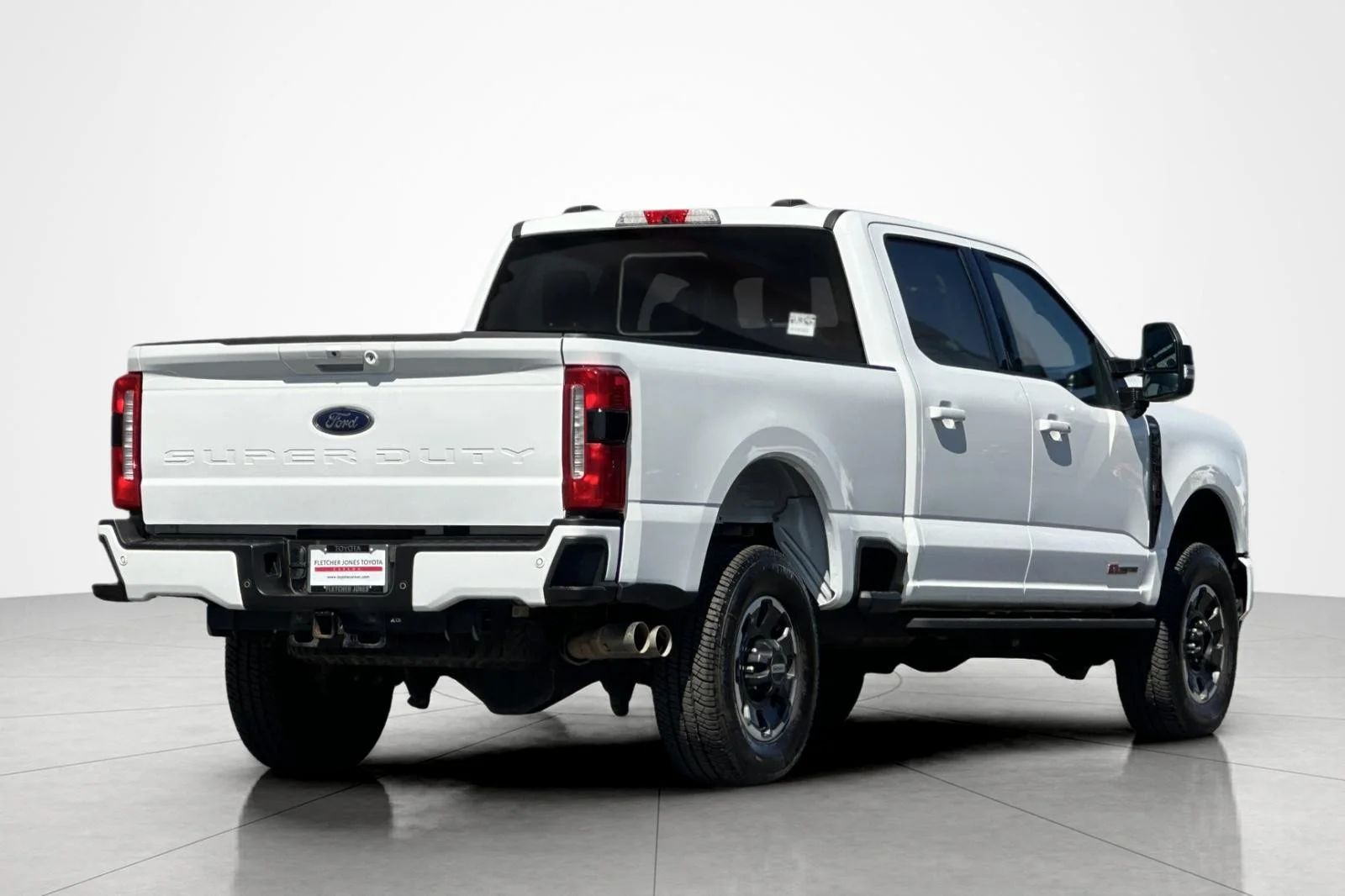 Used 2023 Oxford White Ford LARIAT image 5