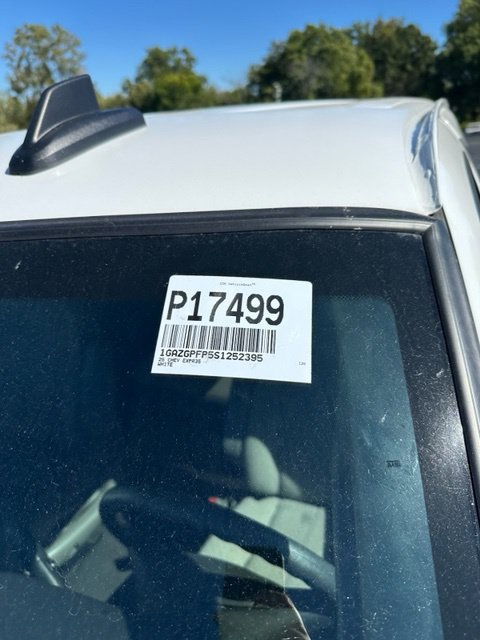 Used 2025 Summit White Chevrolet 1LT image 7