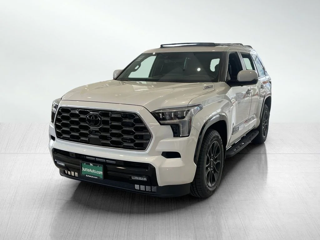 New 2026 Wind Chill Pearl Toyota Platinum image 7
