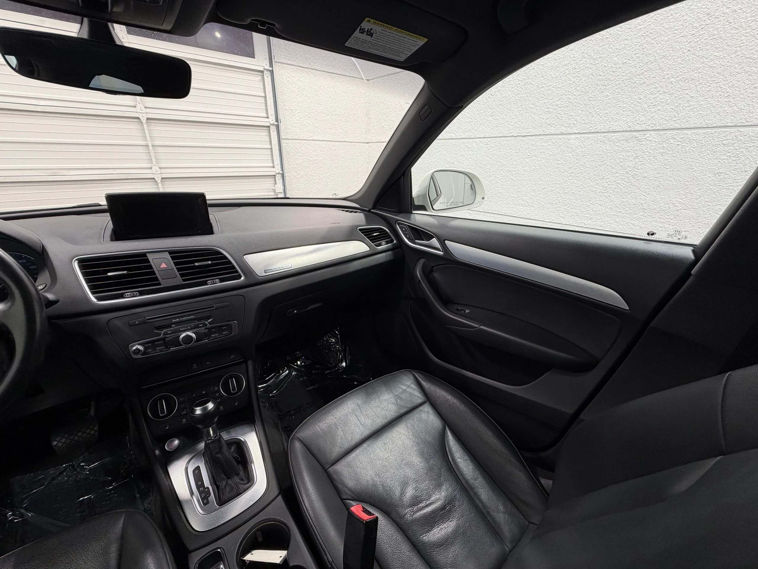 Used 2018 White Audi 2.0T Premium image 33