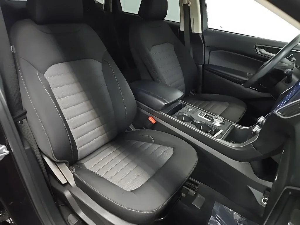 Certified Used 2022 Black Ford SE image 22