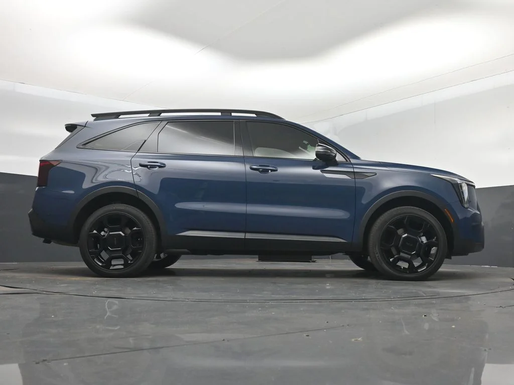 Certified Used 2025 Black Kia X-Line SX Prestige image 16