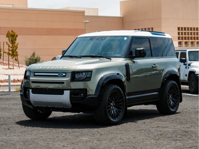 2023 Land Rover Defender 90 S
