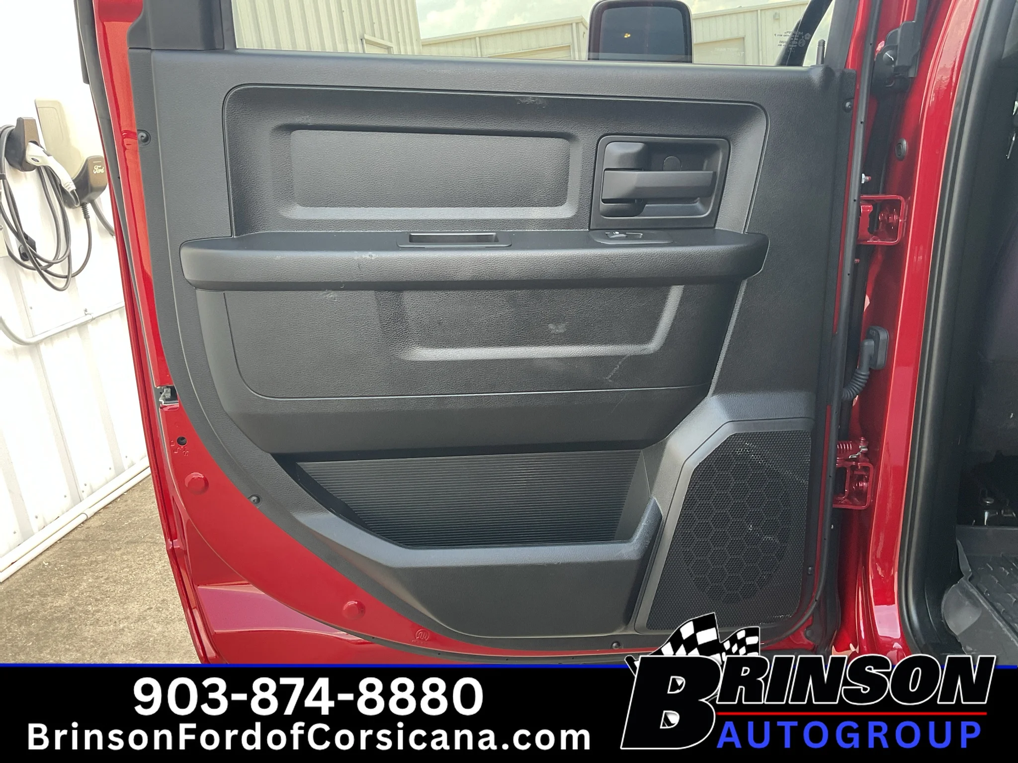 Used 2025 Molten Red Pearlcoat Ram Tradesman image 15